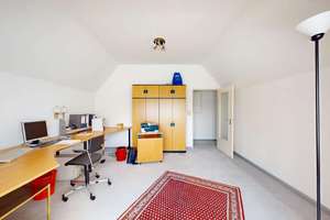 Mehrgenerationen-Traum: 3-Parteien Mehrfamilienhaus in Lichterfelde mit viel Entwicklungspotenzial – Die vollständige Adresse der Immobilie erhältst du vom Anbieter., 14167 Lichterfelde, Berlin – Vorschaubild 29