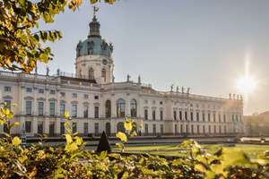 Großzügige 3-Zimmer-Neubauwohnung mit Terrasse und eleganter Rundung der Außenwand in Charlottenburg – Weimarer Straße 1, 10625 Charlottenburg, Berlin – Vorschaubild 8