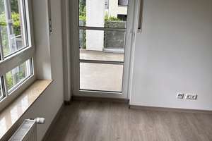 ANFRAGEN BITTE PER NACHRICHT! Helle neu renovierte Wohnung mit Balkon - einziehen wohlfühen – Wattenscheider Hellweg 118, 44869 Westenfeld, Bochum – Vorschaubild 4