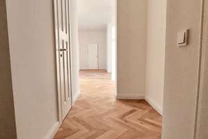 Exklusives Wohnen auf 150 m²: Modernisierter Altbau-Traum mit Balkon & 2 Bädern mitten in Chemnitz – Straße der Nationen 58, 9111 Zentrum, Chemnitz – Vorschaubild 3