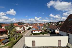 Sonnige 2-Zimmer-Dachgeschosswohnung mit gemütlichem Flair und Weitblick auf Geislingen – Die vollständige Adresse der Immobilie erhältst du vom Anbieter., 72351 Geislingen – Vorschaubild 9