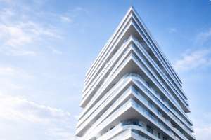 Maritimes Wohnen mit Elbblick im Luxustower FiftyNine Strandkai // Bestlage HafenCity – Die vollständige Adresse der Immobilie erhältst du vom Anbieter., 20457 HafenCity, Hamburg – Vorschaubild 1