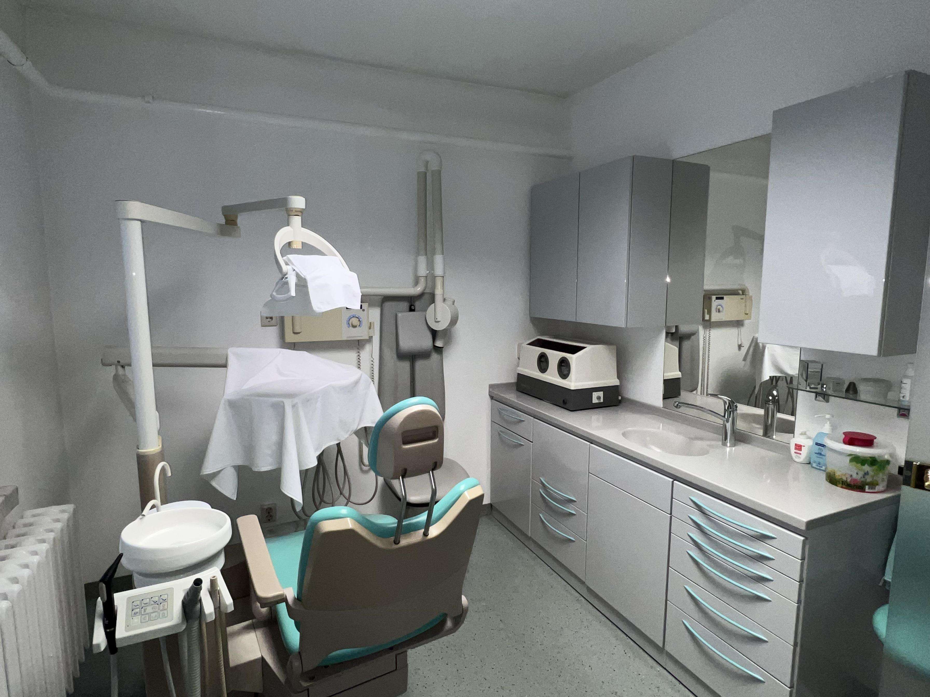 Immobilie in Neukirchen/Erzgebirge - Wohnen, Büro und Praxis in einem! - Bild 9