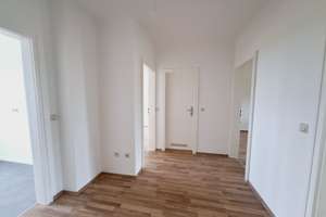 Schöne 3-Zimmer-Wohnung mit Balkon in Augsburg-Hochzoll zu vermieten – Hindelanger Straße 51B, 86163 Hochzoll-Nord, Augsburg – Vorschaubild 5