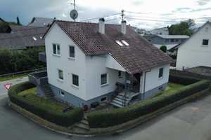 Wohnhaus mit vielen Zimmer und kleinem Grundstück zum Modernisieren in Laupheim-Untersulmetingen – Biberach (Kreis) – Vorschaubild 5