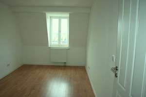 Provisionsfreie 3,5 Zimmerwohnung mit ca. 98 m² im Herzen von Solingen – Kölner Str. 73-77, 42651 Solingen-Mitte, Solingen – Vorschaubild 5