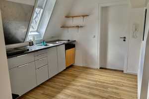 Geschmackvolle, modernisierte 2-Zimmer-DG-Wohnung in Stuttgart – Stuttgart – Vorschaubild 11