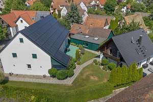 Einfamilienhaus mit Nebengebäude! Hochwertiges Anwesen mit energieeffizienter Ausstattung – Die vollständige Adresse der Immobilie erhältst du vom Anbieter., 90518 Altdorf bei Nürnberg – Vorschaubild 3