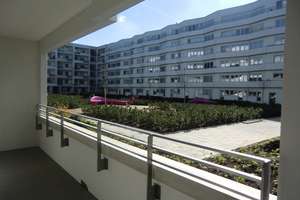 Moderne 4-Zimmer-Erdgeschosswohnung mit Balkon in Haidhausen