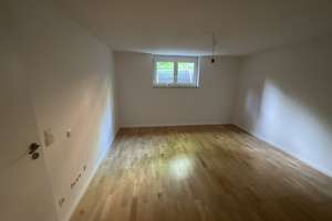 3-Zimmer-Wohnung in München. Ab 1.Oktober verfügbar.  – Rossittener Straße 4, 81249 Lochhausen, München – Vorschaubild 17