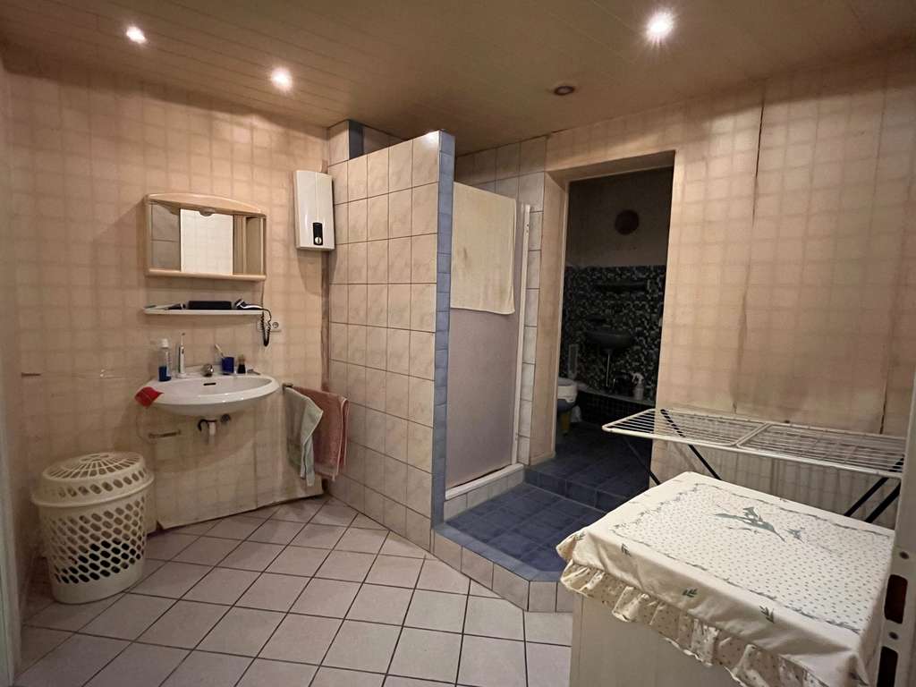 Immobilie in Hückelhoven - Ihre Kapitalanlage! Zweifamilienhaus zu Verkaufen - Bild 3