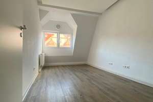 Traumhafte Wohnung verteilt auf 2 Etagen: 3,5 Zimmer + 2 Zimmer mit 150,00 m² – Dornhaldenstraße 19, 70199 Heslach, Stuttgart – Vorschaubild 14
