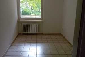 Geräumige 3 Zimmer Wohnung in Duisburg Duissern – Schweizer Str. 108, 47058 Duisburg – Vorschaubild 3
