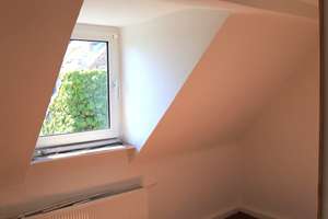 Kleine 2-Zimmer Dachgeschosswohnung in toller Lage – Die vollständige Adresse der Immobilie erhältst du vom Anbieter., 50937 Sülz, Köln – Vorschaubild 4