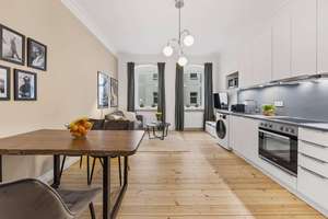Modern, freshly renovated 2 room apartment with the best accessibility in Prenzlauer Berg – Die vollständige Adresse der Immobilie erhältst du vom Anbieter., 10439 Gesundbrunnen, Berlin – Vorschaubild 3