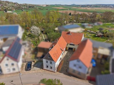 Butzbach-Griedel: Große Hofreite mit 182 m² Wohnfläche und 809 m² Grundstück zur Sanierung