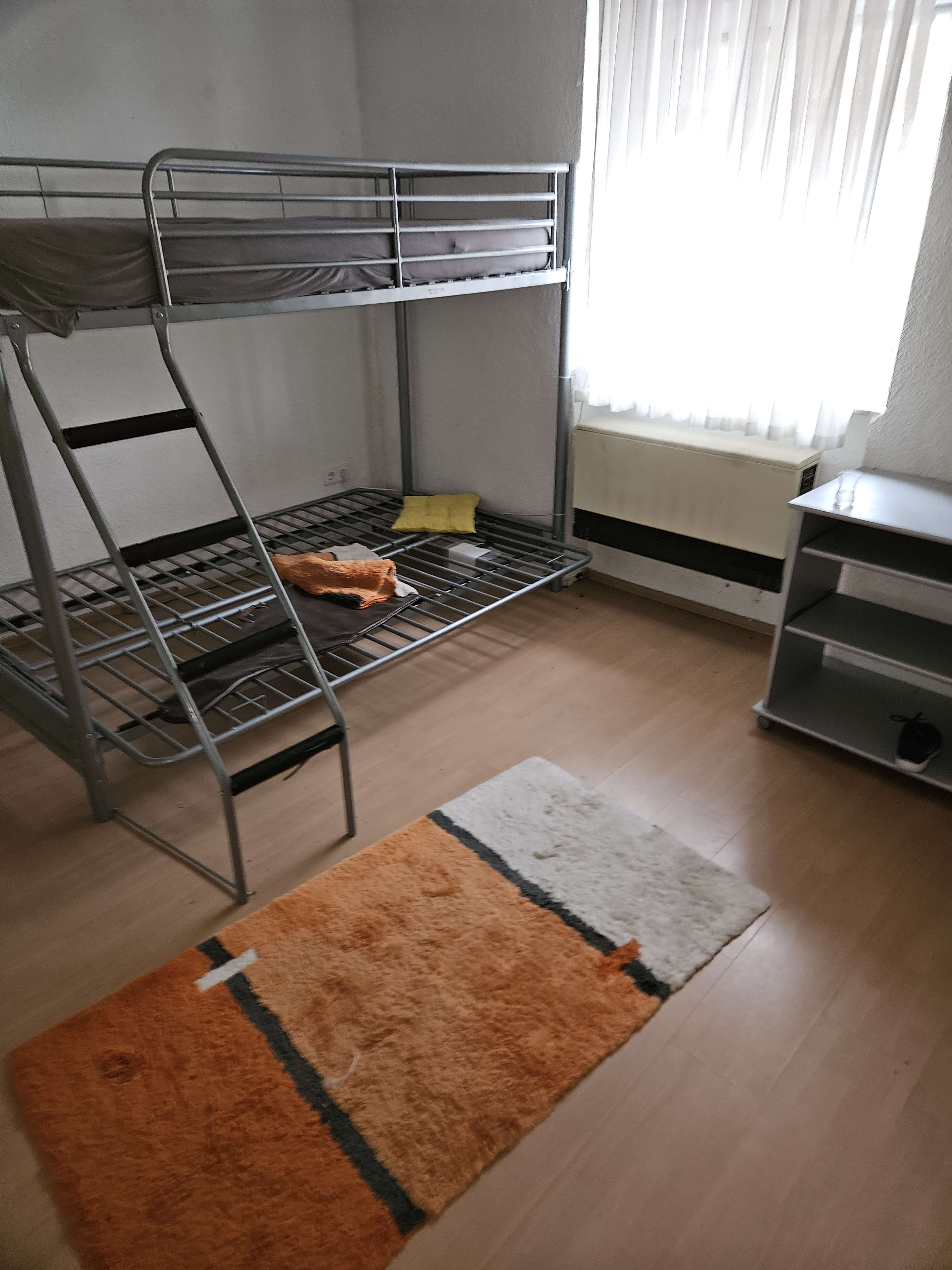Renovierungsbedürftige 4 Zimmerwohnung in Baindt, Ravensburg Kreis – Bild 3