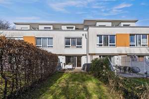 Ideal für Familien: Traumhaftes Townhouse mit Süd-Garten