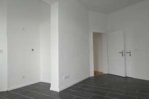 +++ sanierte Erdgeschosswohnung +++ perfekt als 4er-WG geeignet +++ ruhige Seitenstraße +++ – Cäcilienstraße 25, 58452 Innenstadt, Witten – Vorschaubild 2