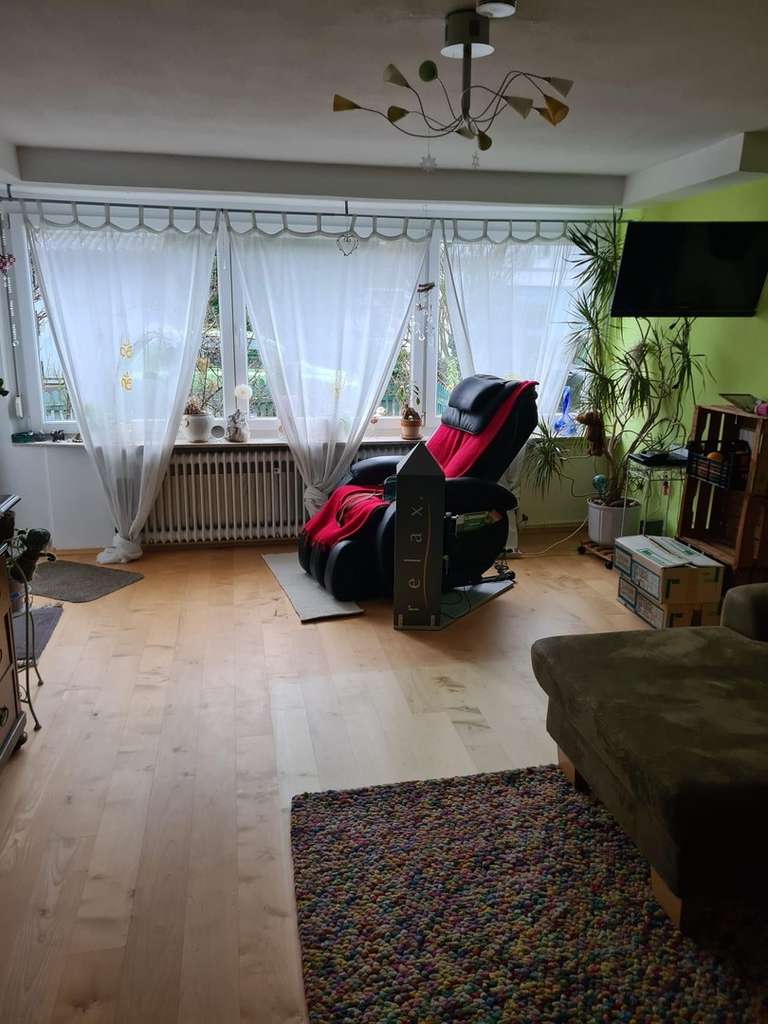 Immobilie in Weissach - 4-Zimmer Erdgeschoss-Wohnung mit Terrasse in Weissach - Bild 1