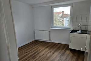 2-Zimmer-DG-Wohnung mit Balkon in Hannover - List, ruhige Lage – Die vollständige Adresse der Immobilie erhältst du vom Anbieter., 30161 List, Hannover – Vorschaubild 8