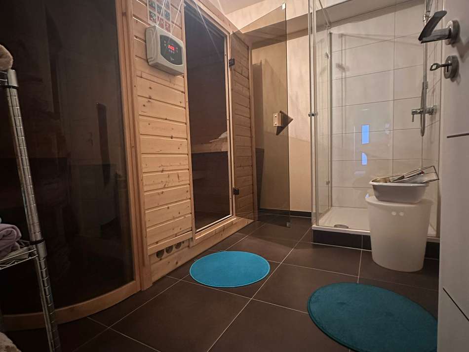 Sauna Dusche