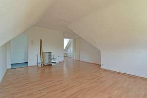 Stattliches Dreifamilienhaus in zentraler Wohnlage von Kassel-Harleshausen – Die vollständige Adresse der Immobilie erhältst du vom Anbieter., 34128 Harleshausen, Kassel – Vorschaubild 17