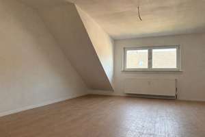 Kernsanierte 3-Zimmer-Maisonette im Dachgeschoss mit Aufzug in begehrter Lage von Pempelfort – Düsselthaler Straße 31, 40211 Pempelfort, Düsseldorf – Vorschaubild 4