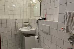 Ab 01.08.: Sonnige 1-Zi.-Wohnung mit Einbauküche - fußläufig zur Hochschule/ Goldschmiedeschule – Tiergartenstr. 4, 75175 Pforzheim – Vorschaubild 9