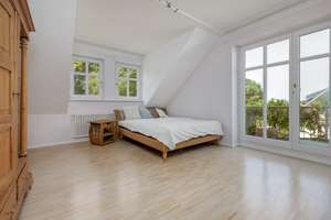 Stilvolle Villa in erstklassiger Lage von Dreieichenhain – Die vollständige Adresse der Immobilie erhältst du vom Anbieter., 63303 Dreieich – Vorschaubild 15