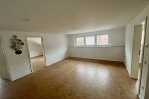 Vollständig renovierte 8-Zimmer-Wohnung (ca. 190 m²) in Zweifamilienhaus in Westhausen – Industriestraße 23, 73463 Westhausen – Vorschaubild 7