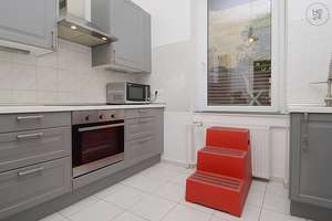 Schöne möblierte 3-Zimmer Wohnung mit Balkon und Internet in Wiesbaden West – Die vollständige Adresse der Immobilie erhältst du vom Anbieter., 65195 Westend / Bleichstraße, Wiesbaden – Vorschaubild 13