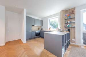 Maisonette Wohnung mit Ausstrahlung – Leben auf zwei Ebenen in Volksdorfer Toplage – Die vollständige Adresse der Immobilie erhältst du vom Anbieter., 22359 Volksdorf, Hamburg – Vorschaubild 10