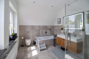 Property thumbnail 11