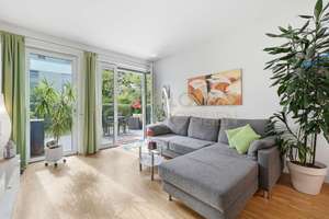2-ZIMMER-ERDGESCHOSSWOHNUNG AUS 2018 "A" MIT SONNENTERRASSE/GARTEN UND TIEFGARAGE IN KÖLN-WEIDEN – Die vollständige Adresse der Immobilie erhältst du vom Anbieter., 50858 Weiden, Köln – Vorschaubild 11