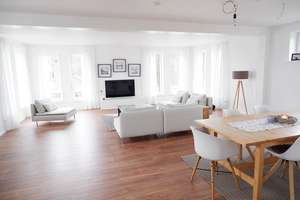 Kaufgelegenheit: Mehrgenerationenhaus (2015 modernisiert) mit 3 Wohneinheiten – Kateminer Straße 42, 21354 Bleckede – Vorschaubild 4