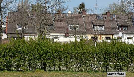 Bild von Ein Haus zum Ankommen - Reihenmittelhaus mit Wintergarten und Herz