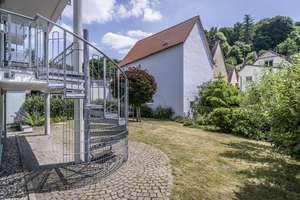 Wohnen am "Tor zum Rheingau" mit schönem Garten – Die vollständige Adresse der Immobilie erhältst du vom Anbieter., 65201 Frauenstein, Wiesbaden – Vorschaubild 2