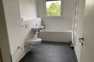 Neubausiedlung: attraktives 4,5-Zimmer-Reihenhaus in schöner Lage mit Garten & sw. Dachterrasse – Helene-Knorr Straße 76, 28259 Kirchhuchting, Bremen – Vorschaubild 11