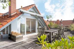 Südstadt mit einmaliger Dachterrasse: 4-Zimmer-Maisonettewohnung, zwei Bäder und Blick über Hannover