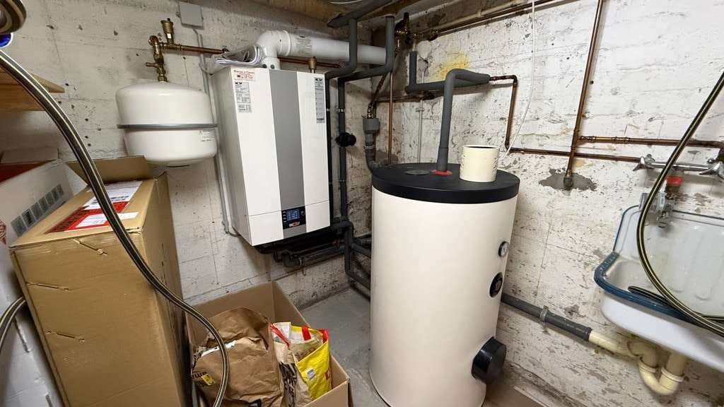 Immobilie in Jerrishoe - Vollständig unterkellertes Reihenendhaus mit Carport, Terrasse und Gartenhaus in Tarp - Bild 3