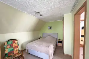 Reduziert! Einfamilienhaus mit Carport und schönem Garten inmitten von Altenkirchen! – Altenkirchen (Westerwald) (Kreis) – Vorschaubild 14