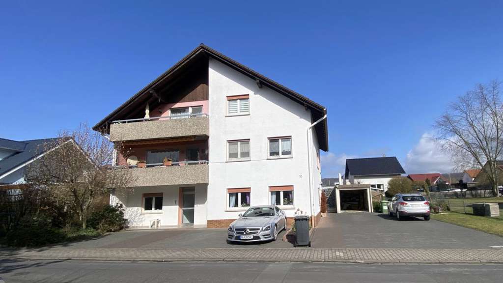 Immobilie in Buseck - Schönes, gepflegtes 3-Familienhaus in Buseck-Trohe - Bild 0