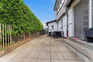 Großzügiges Ein-Zweifamilienhaus mit Garten in Horn. – 28357 Lehesterdeich, Bremen – Vorschaubild 2