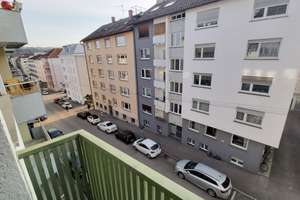 Traum-Wohnen mit 2 Balkons,hell,renoviert,Bad & Böden neu,perfekte Lage S-West,schöne Ausblicke,top! – Senefelder Strasse 88, 70176 Rosenberg, Stuttgart – Vorschaubild 3