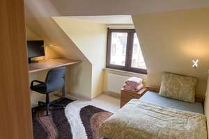 Wohnen mit Charakter: Großzügige 6-Zimmer-Wohnung in Troisdorf – Die vollständige Adresse der Immobilie erhältst du vom Anbieter., 53840 Troisdorf – Vorschaubild 9