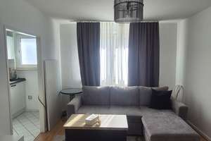 Befristete möbilierte Wohnung für 6 Monate mit zwei Zimmern und Balkon in Frankfurt Rödelheim – 60489 Rödelheim, Frankfurt am Main – Vorschaubild 5