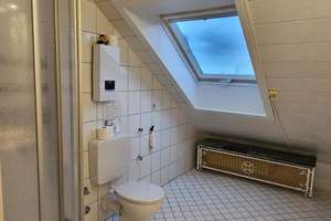 Möblierte Dachgeschosswohnung in Toplage mit Gartennutzung – Breite Straße 31, 53111 Nordstadt, Bonn – Vorschaubild 10