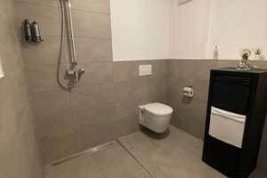 Exklusives, neuwertiges 5-Raum-Reihenhaus mit geh. Innenausstattung – Regensburg – Vorschaubild 8