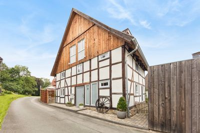 Charmantes Fachwerkhaus mit modernstem Wohnkomfort